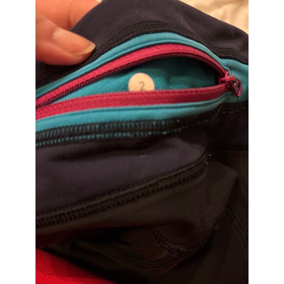 Lululemon Speed Tight Interlock
Black Quilt Winter size 2 - Picture 4 of 6